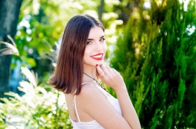 Irina from Kharkov, 27 years, with green eyes, dark brown hair, Christian, marketer. #12