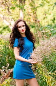 Maria from Kiev, 30 years, with brown eyes, black hair, Christian, tourist manager. #1