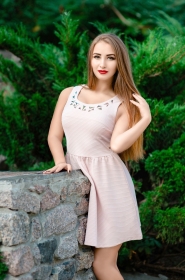 Tatiana from Cherkassy, 19 years, with brown eyes, light brown hair, Christian, Fashion Designer. #5