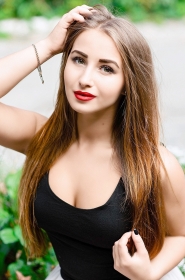 Tatiana from Cherkassy, 19 years, with brown eyes, light brown hair, Christian, Fashion Designer. #9