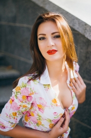 Mariya from Nikolaev, 34 years, with brown eyes, light brown hair, Christian, technologist. #4