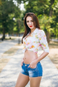 Mariya from Nikolaev, 34 years, with brown eyes, light brown hair, Christian, technologist. #5