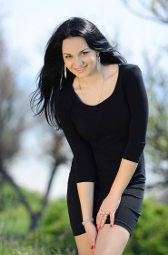 Ilona from Zaporizhzhia, 28 years, with brown eyes, black hair, Christian, a singer. #2