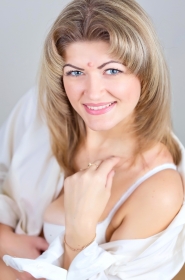Anastasia from Alchevsk, 40 years, with grey eyes, light brown hair, Translator, teacher. #5