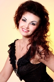 Svetlana from Nikolaev, 47 years, with brown eyes, dark brown hair, Christian, charity. #8