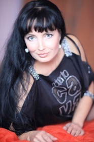 Natalia from Nikolaev, 48 years, with green eyes, black hair, Manager. #1