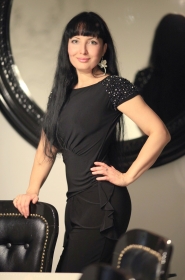 Natalia from Nikolaev, 48 years, with green eyes, black hair, Manager. #3