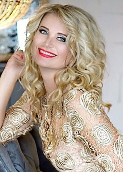 Maria from Dnepropetrovsk, 40 years, with blue eyes, blonde hair, Christian, Mathematics teacher.