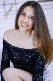Katherine from poltava, 24 years, with green eyes, black hair, Christian. #17