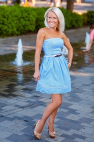 Larisa from Dnepropetrovsk, 44 years, with green eyes, blonde hair, Christian, Philologist. #3