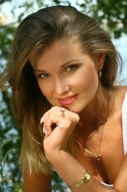 Anna from Dnepropetrovsk, 46 years, with green eyes, light brown hair, Christian, accountant. #12