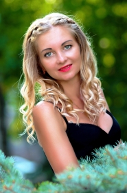 Anna from Kiev, 37 years, with green eyes, blonde hair, Christian, The vet. #7