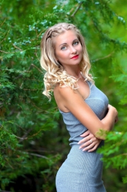 Anna from Kiev, 36 years, with green eyes, blonde hair, Christian, The vet. #8