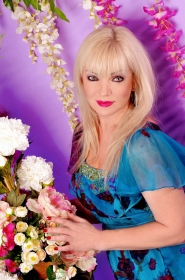 Elena from Chuguev, 58 years, with green eyes, blonde hair, Christian, Manager. #11