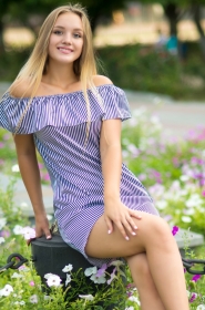 Anastasia from Kherson, 23 years, with grey eyes, blonde hair, Christian, student. #12
