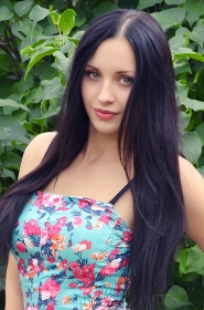 Viktoria from Nikolaev, 28 years, with green eyes, black hair, Christian, cook. #1