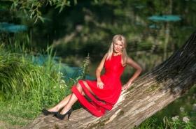 Olya from Zhitomir, 44 years, with brown eyes, blonde hair, Christian, Manager. #7