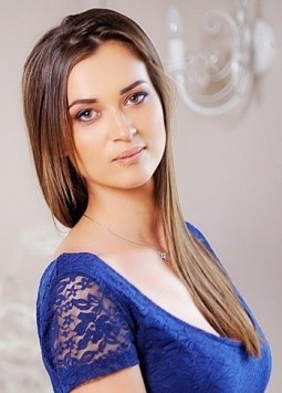 Anastasiya from Kramatorsk, 27 years, with green eyes, light brown hair, Christian.