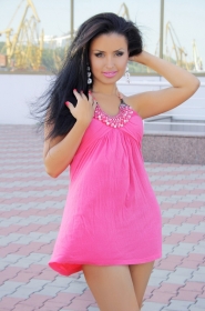 Yana from Odessa, 33 years, with brown eyes, black hair, Christian, businesslady. #2