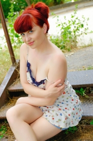 Alena from Nikolaev, 39 years, with green eyes, red hair, Christian, manager. #29
