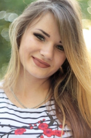 Anastasiya from Nikolaev, 25 years, with grey eyes, light brown hair, Christian. #15