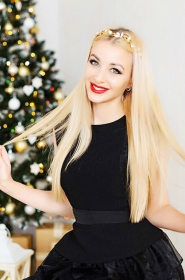 Tatyana from Melitopol, 34 years, with green eyes, blonde hair, Christian, other. #13