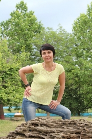 Elena from Odessa, 52 years, with green eyes, black hair, Christian, seller. #4