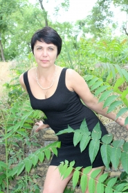 Elena from Odessa, 52 years, with green eyes, black hair, Christian, seller. #12