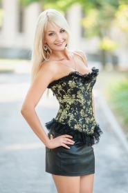 Julia from Nikolaev, 32 years, with green eyes, blonde hair, Christian, engineer. #1