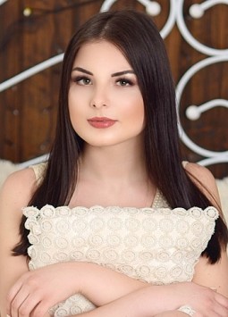 Anna from Odessa, 29 years, with hazel eyes, dark brown hair, Christian, nurse.