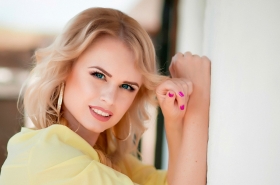 Alla from Dnepropetrovsk, 35 years, with blue eyes, blonde hair, Christian, Lawyer. #6