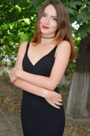 Maria from Zaporozhye, 25 years, with hazel eyes, light brown hair, Christian, artist. #3
