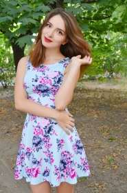 Maria from Zaporozhye, 26 years, with hazel eyes, light brown hair, Christian, artist. #5