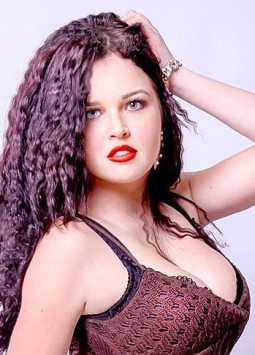 Elena from Odessa, 29 years, with blue eyes, black hair, Christian.