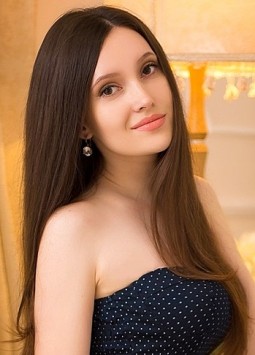 Svetlana from Kiev, 36 years, with brown eyes, light brown hair, Christian, Photographer.