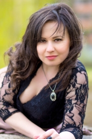 Svetlana from Rovno, 30 years, with brown eyes, black hair, Christian, Manager. #13
