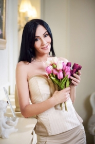 Vera from Kiev, 50 years, with brown eyes, black hair, Christian, Finance/Accounting. #2