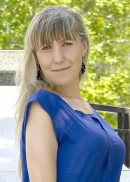 Olga from Nikolaev, 36 years, with grey eyes, blonde hair, Christian, office worker.