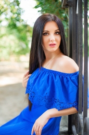 Nataliya from Nikolaev, 33 years, with green eyes, black hair, Christian, administrator. #13
