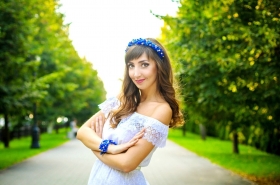 Ekaterina from Dnipropetrovsk, 30 years, with hazel eyes, dark brown hair, Christian, seller in the jewelry store. #11