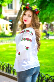 Yuliya from Odessa, 25 years, with green eyes, light brown hair, Christian, -. #9