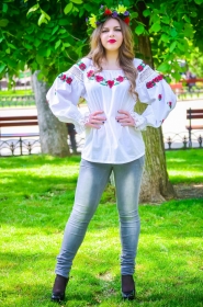 Yuliya from Odessa, 25 years, with green eyes, light brown hair, Christian, -. #11