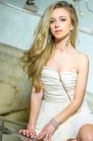 Alyona from Odessa, 35 years, with hazel eyes, blonde hair, Christian, Manager. #6