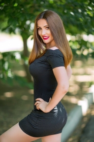 Galina from Nikolaev, 40 years, with brown eyes, dark brown hair, economist. #11