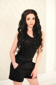 Anna from Kiev, 34 years, with brown eyes, black hair, other, dentist. #5