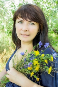Juliya from Nikolaev, 46 years, with green eyes, dark brown hair, Christian, seamstress. #9