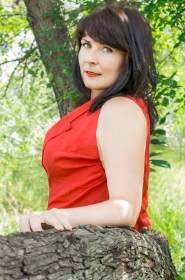 Juliya from Nikolaev, 46 years, with green eyes, dark brown hair, Christian, seamstress. #10