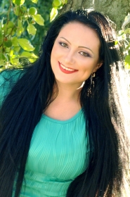 Anna from Kharkov, 38 years, with brown eyes, black hair, Christian, marketer. #14