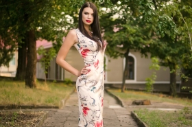 Viktoria from Nikolaev, 29 years, with blue eyes, dark brown hair, Christian, Primary school teacher. #5