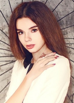 Victoria from Rostov-on-Don, 30 years, with brown eyes, light brown hair, Christian, model.